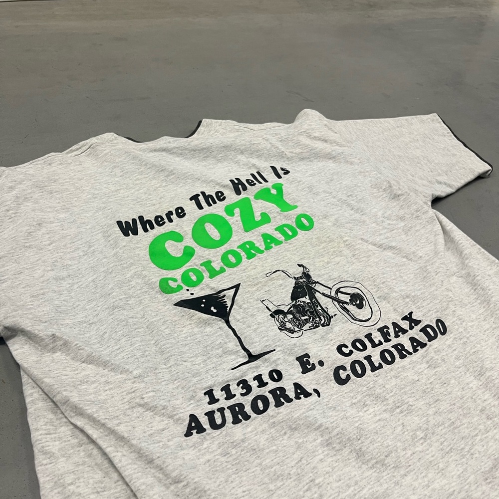 Vintage Y2K Signal Sport Where The H3ll Is Cozy Colorado T Shirt Size  L